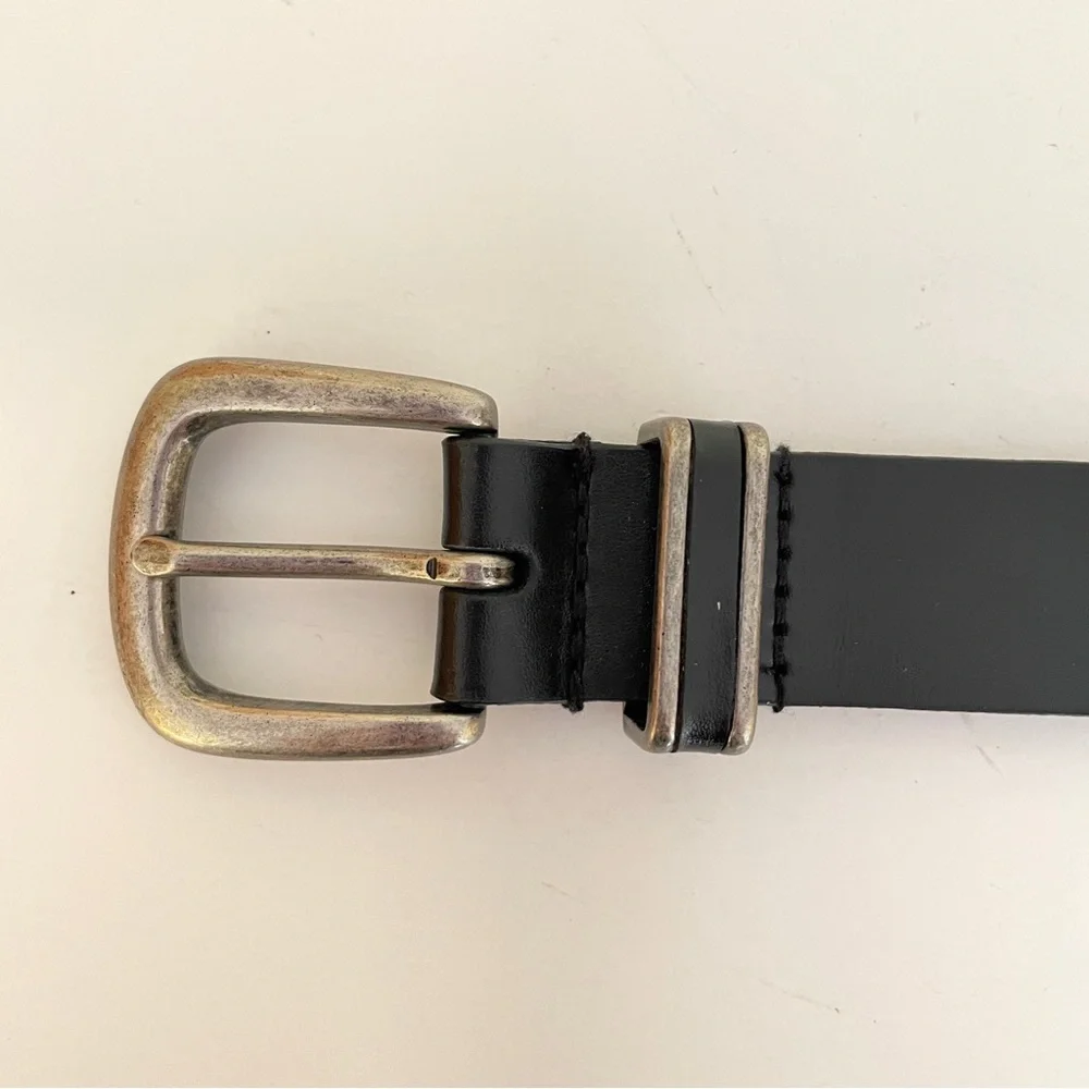 Levi's Belt Boy's Large 30-32 Bonded Black Leather Metal Buckle 12LV0242